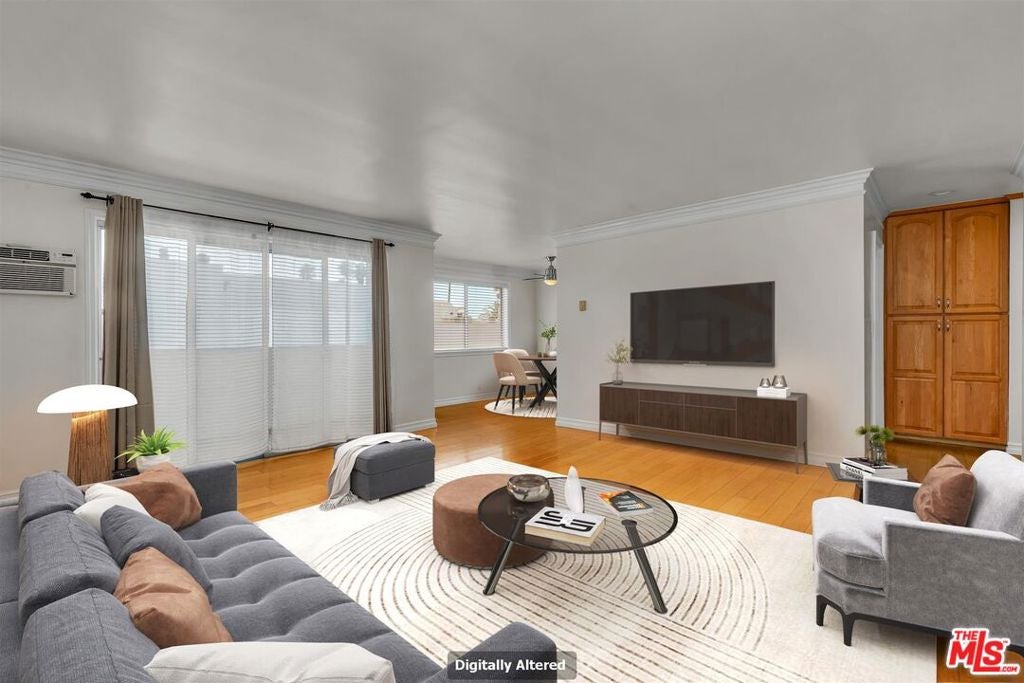 1021 12th Street 303, Santa Monica CA 90403