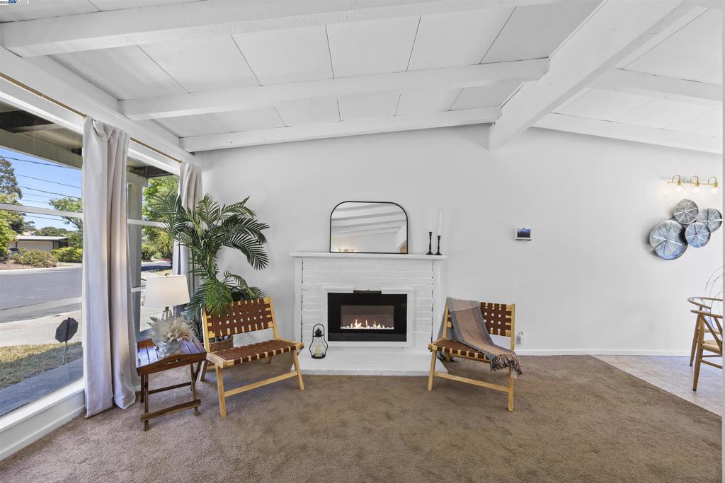 4600 Driftwood Ct