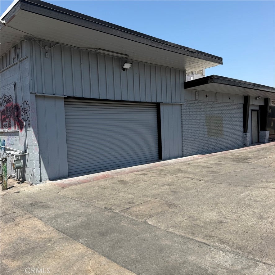 210 W Main