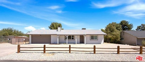 Photo of 38944 163rd Street, Palmdale, CA 93591 (MLS # 26876433)