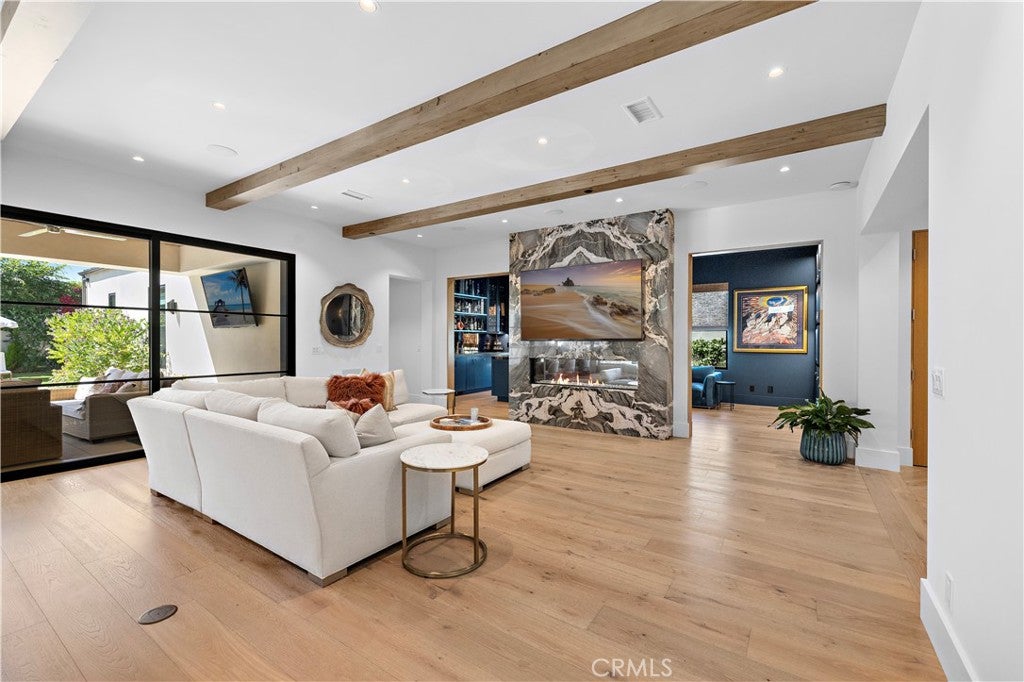 20321 Orchid, Newport Beach CA 92660 - Photo 9