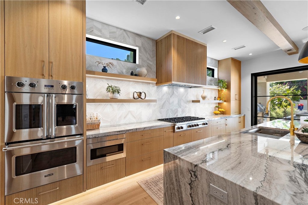 20321 Orchid, Newport Beach CA 92660 - Photo 13
