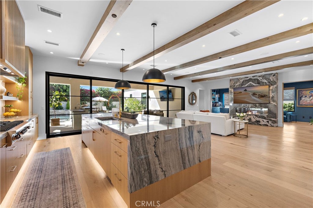 20321 Orchid, Newport Beach CA 92660 - Photo 12