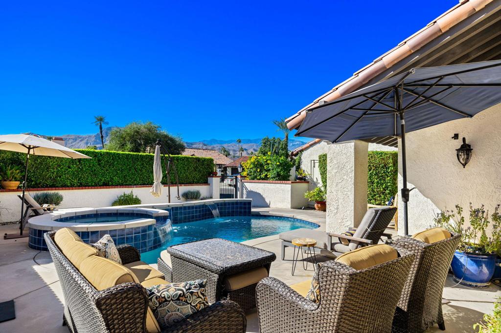 Casas de Seville - Residential