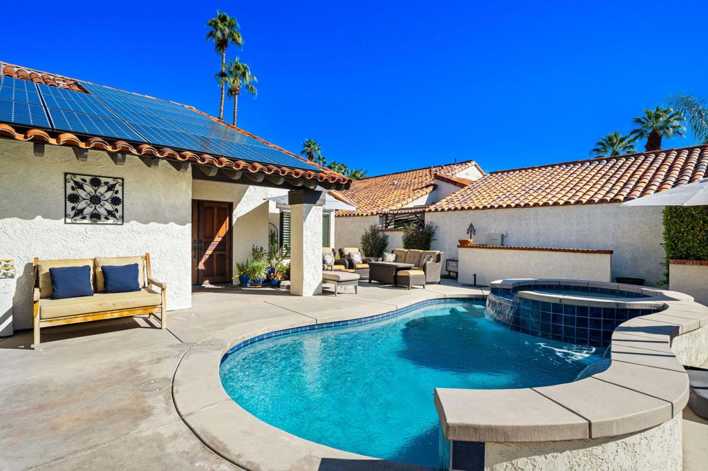 Casas de Seville - Residential