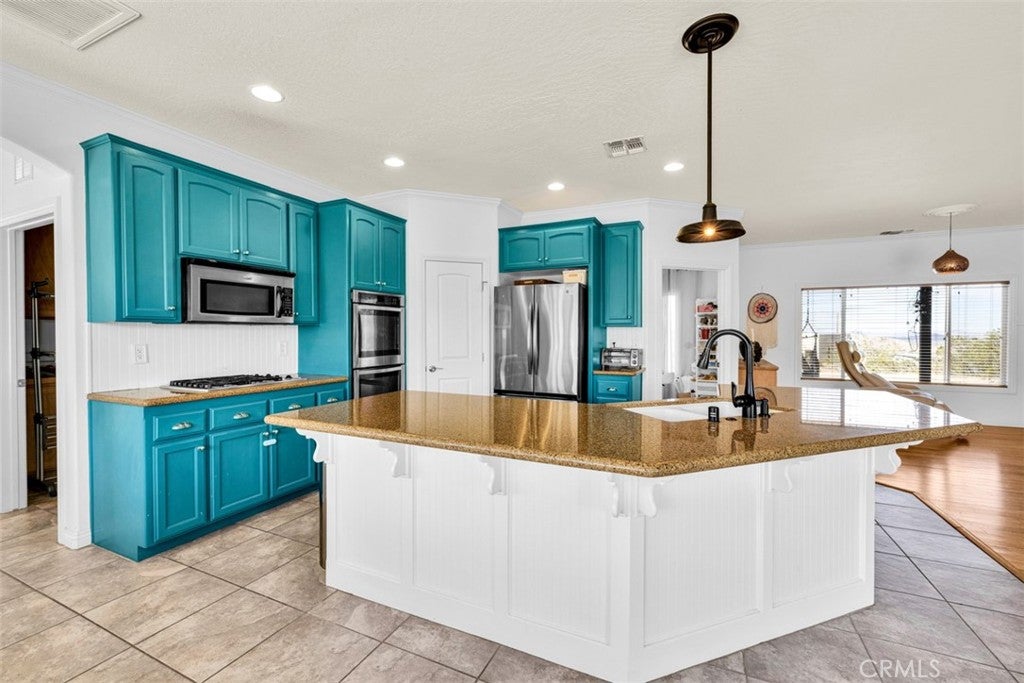 61481 Latham Trail