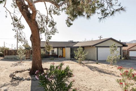 Photo of 5985 Morongo RD, 29 Palms, CA 92277 (MLS # JT26097269)