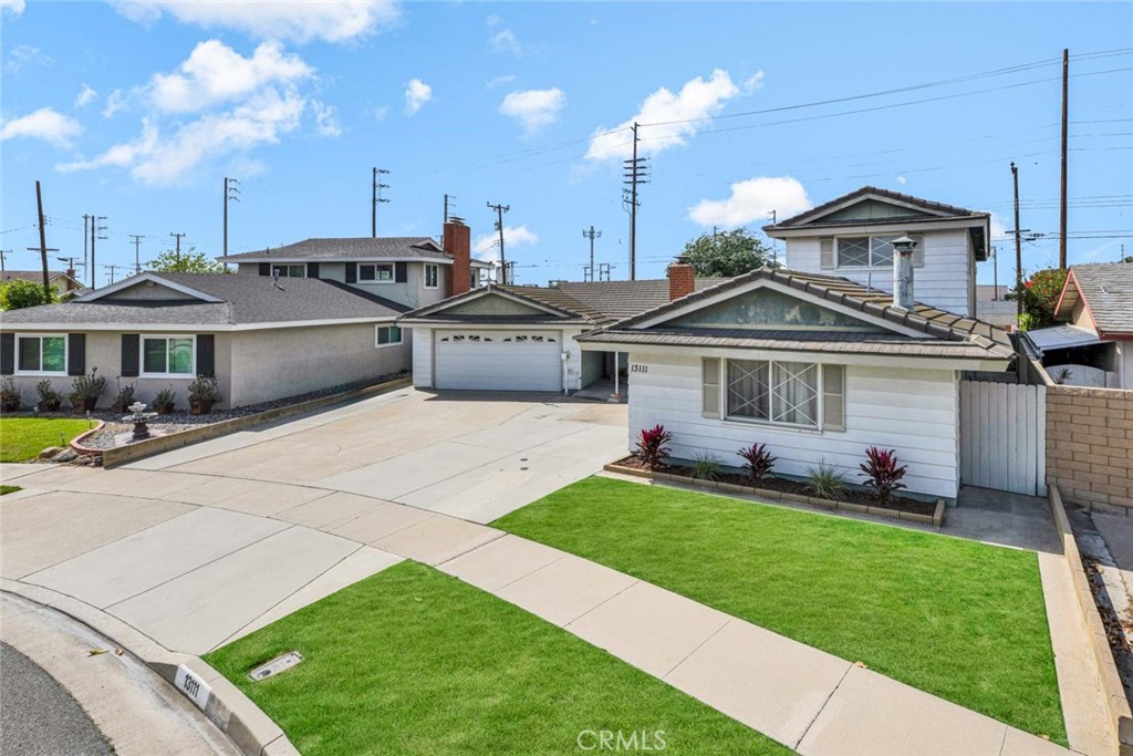13111 Siskiyou Street