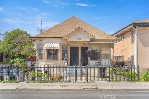 Photo of 2333 Eastlake Avenue, Los Angeles, CA 90031 (MLS # AR26066754)