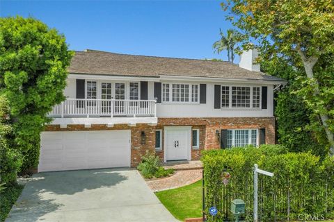 Photo of 17481 Tramonto Dr, Pacific Palisades, CA 90272 (MLS # SB25240208)
