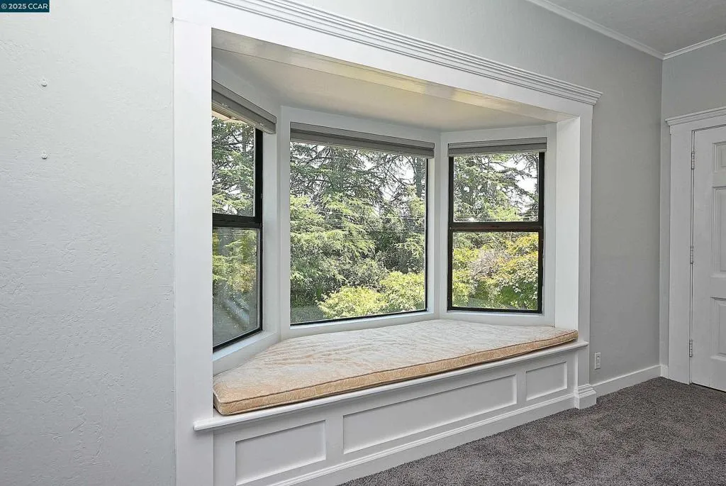 Martinez, California 94553, United States, 4 Bedrooms Bedrooms, ,3 BathroomsBathrooms,Residential,Active,170581