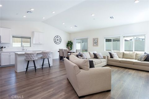 28400 Memory Ln Winchester CA 92596