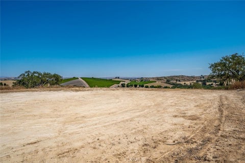 Tiny photo for 835 Spring Creek Way WAY, Templeton, CA 93465 (MLS # SC26171781)