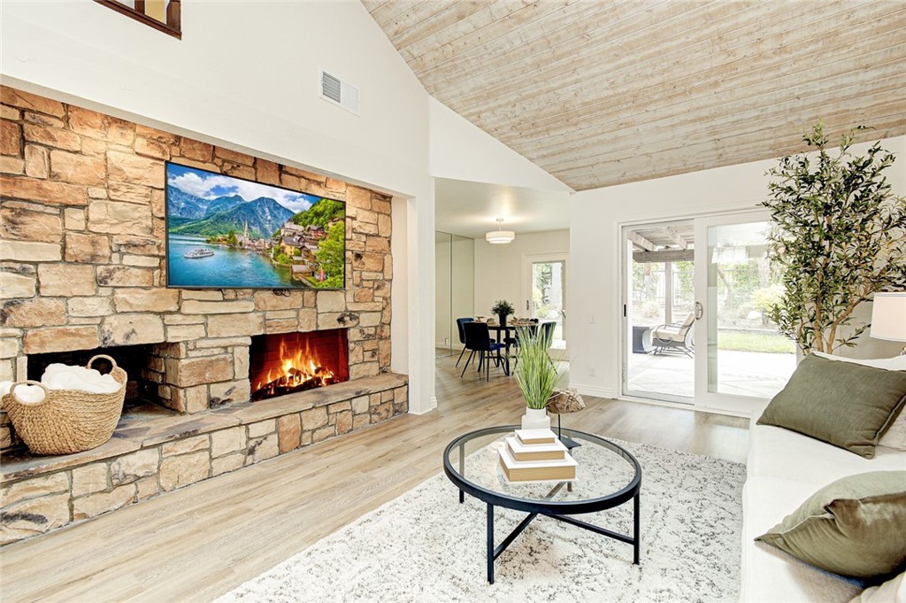 6164 E Morningview Drive