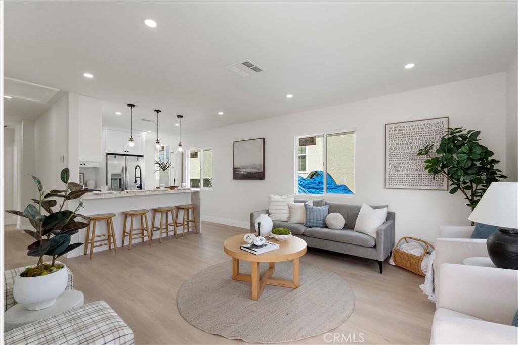 5004 W 138th Street