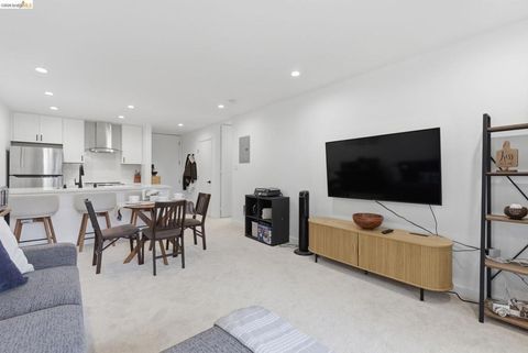 Photo of 8307 Shelter Creek Lane Ln, San Bruno, CA 94066 (MLS # 41134700)