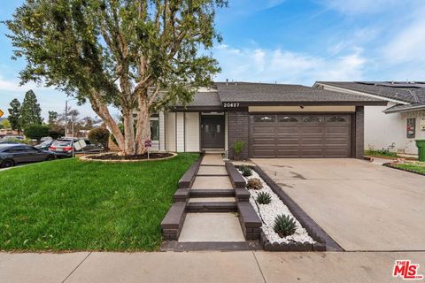 20657 Septo Street Chatsworth CA 91311