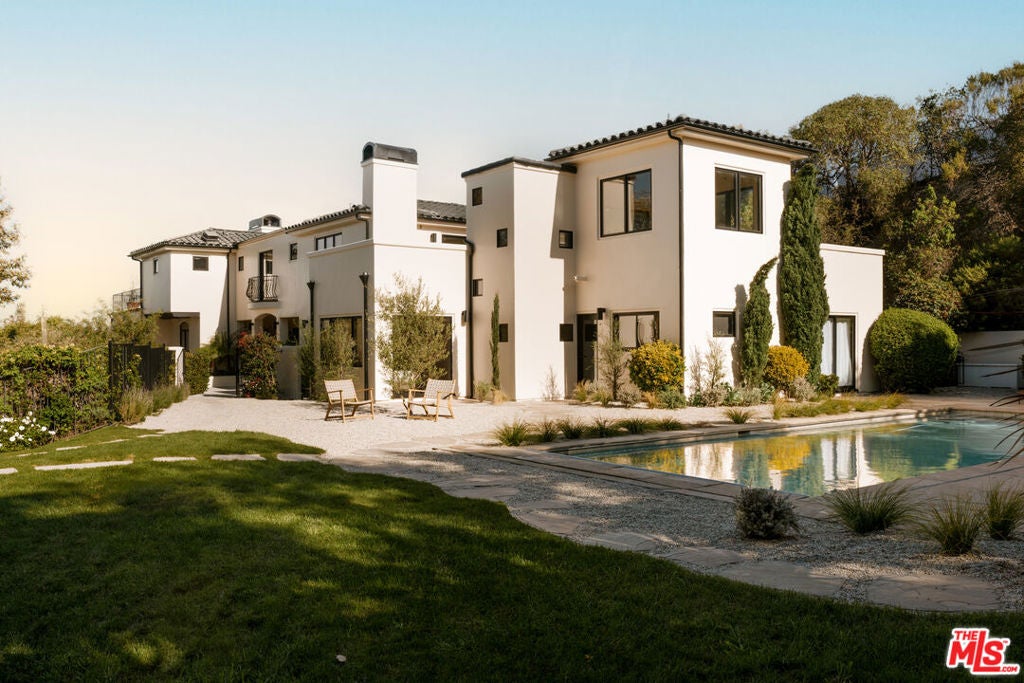 Photo of 7015 Grasswood Avenue, Malibu, CA 90265 (MLS # 26882111)