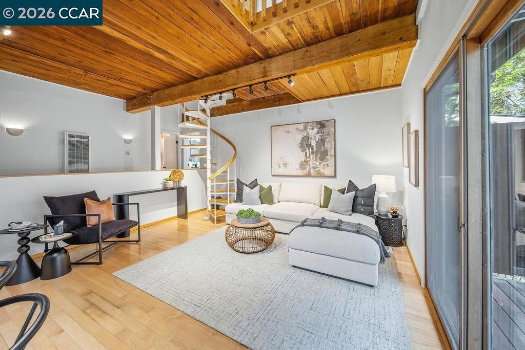 18103 La Verne Dr