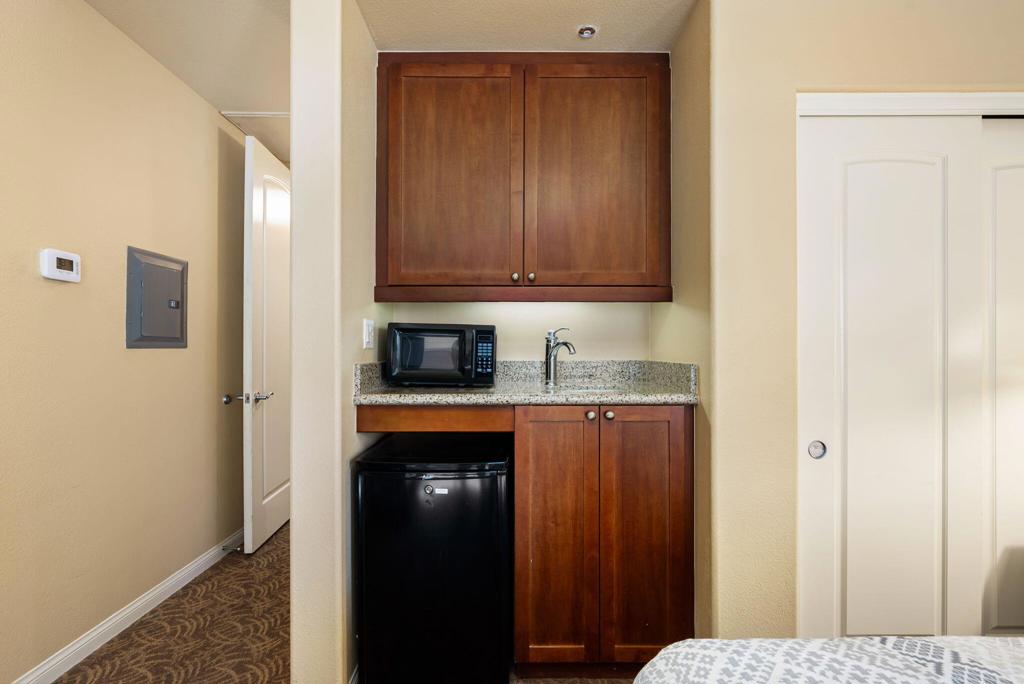 Legacy Villas - Residential