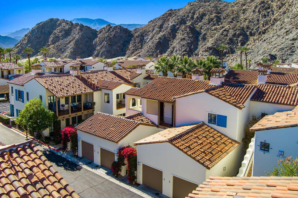 Legacy Villas - Residential