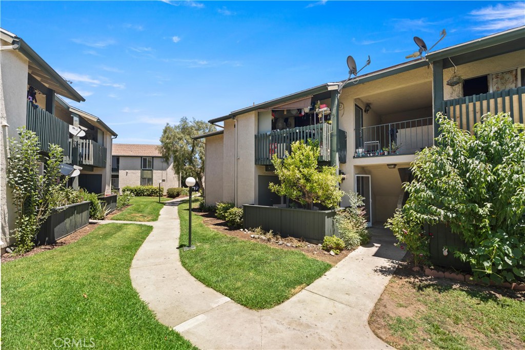 Welcome to Aliso Creek Villas in Lake Forest! Conveniently located near numerous shopping centers, restaurants and schools. In addition there are parks and walking trails just a few minutes away. The community has 3 pools, and kids play area. This condominium features a ground level location, two bedrooms and two full baths. a private patio with laundry room. Recent remodel has just been completed. Upgraded kitchen has new contemporary quartz counter tops, newer stainless steel appliances, new flooring. Both bathrooms have newer vanities, quartz countertops, mirrors, and fixtures. The master bedroom is spacious, has a walk-in closet, clean and new! HOA fee includes water, trash, hot water, and community maintenance of common area and pools. This property is move-in ready, located in a prime and popular area.