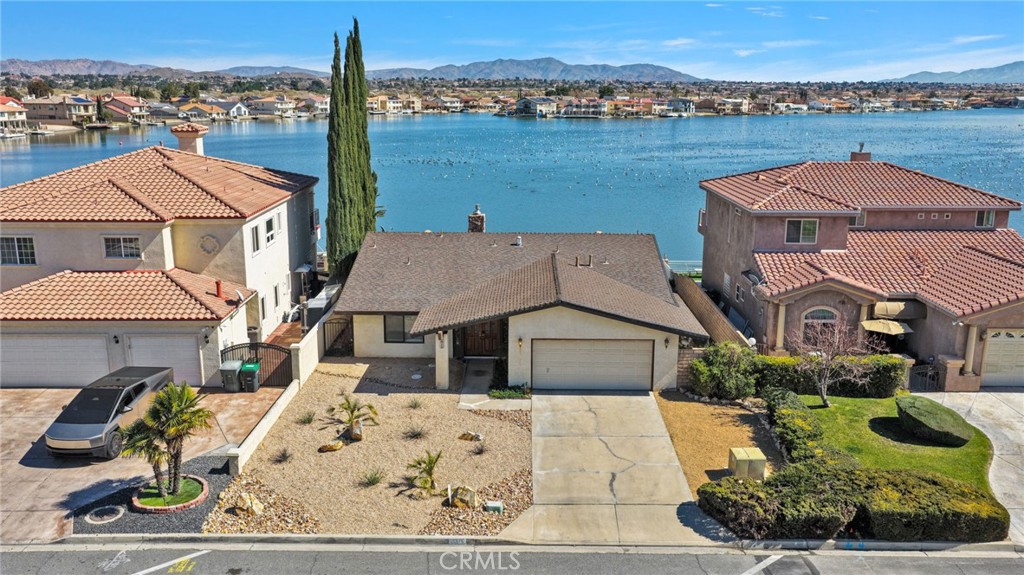 13915 Spring Valley Pkwy
