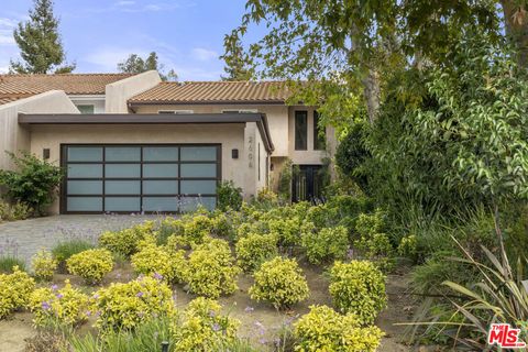 Photo of 2606 Claray Drive #75, Los Angeles, CA 90077 (MLS # 26654059)