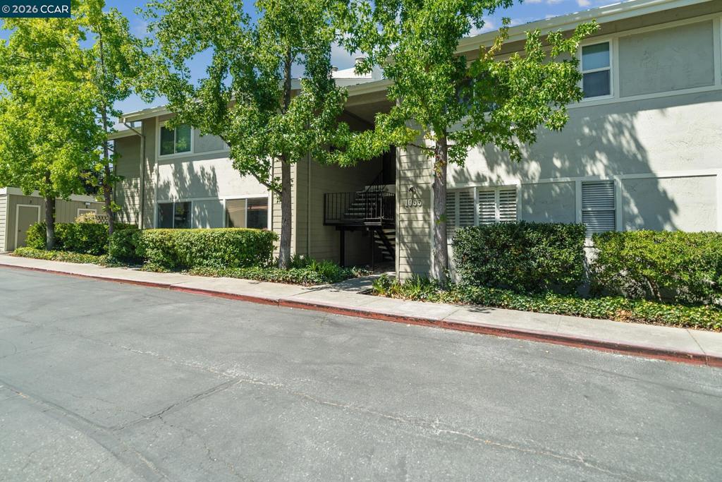 1065 Wesley Ct 1
