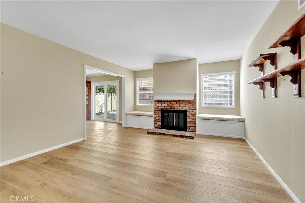 2212 Hartford