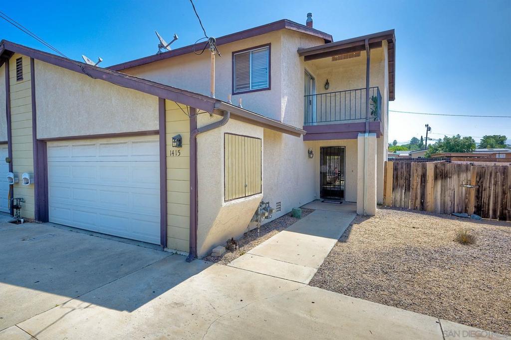 1415 17 Flag Ln