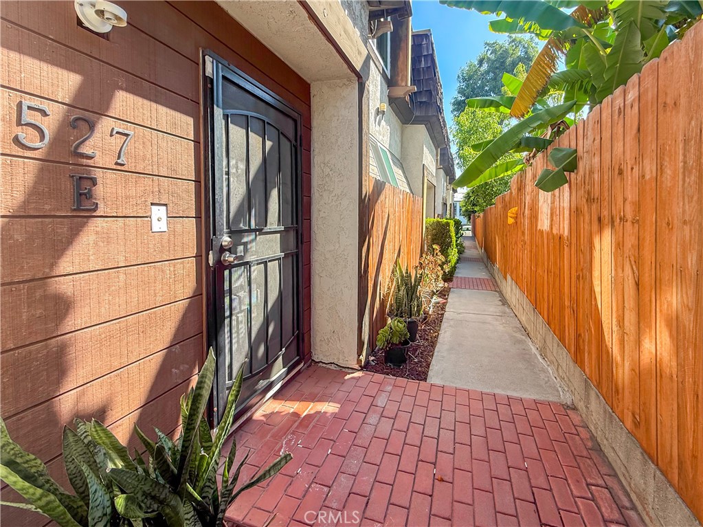 Welcome to this exceptional end-unit townhome, perfectly positioned in the heart of Monterey Park, one of Southern California's most sought-after communities. Nestled in a quiet location, this home offers a rare blend of tranquility, modern luxury, and unparalleled convenience. Recently renovated from top to bottom just two years ago, this 4-bedroom, 3-bathroom residence is truly move-in ready (Title shows 3 bedrooms). It features all-new double panel windows, laminate flooring, a gorgeous kitchen, and updated bathrooms, creating a bright and inviting atmosphere. The open living space is filled with natural light, which is especially magnificent in the spacious primary suite. This retreat boasts two separate closets and a bathroom illuminated by a skylight. The location is unbeatable. It’s close to parks, shopping, and dining. Best of all, it’s situated within the top-rated Alhambra Unified School District, including the renowned 10/10 rated Mark Keppel High School. This turnkey property, with its ideal combination of a prime location, quiet end-unit setting, and high-quality upgrades, presents a perfect opportunity for first-time homebuyers seeking the best of Monterey Park living. Don’t miss it!
