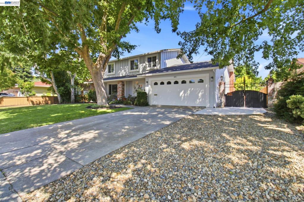 2867 Winthrop Ave.