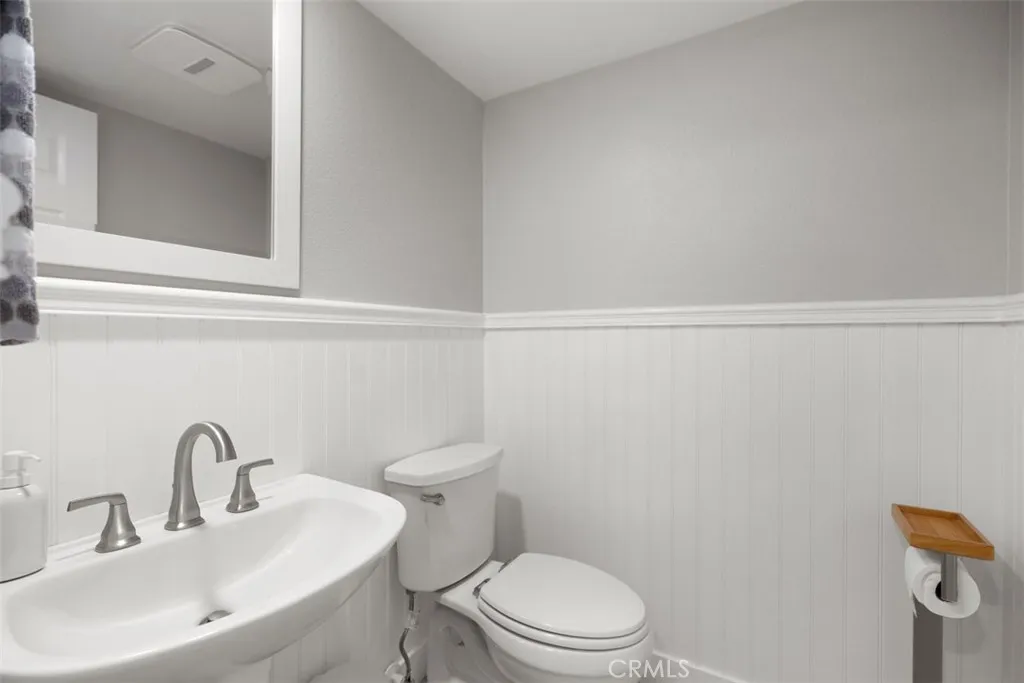 Aliso Viejo, California 92656, United States, 3 Bedrooms Bedrooms, ,3 BathroomsBathrooms,Residential,Active,244502