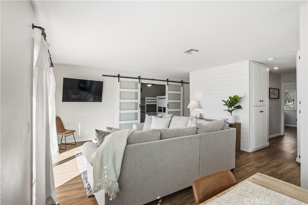 24319 N Canyon Lake Drive N 6