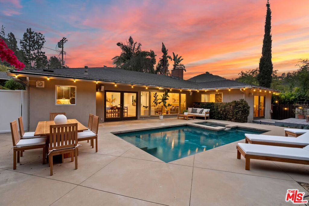 Photo of 9537 Dalegrove Drive, Beverly Hills, CA 90210 (MLS # 26696927)