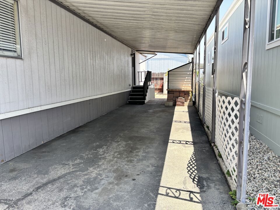 600 W Gladstone Street Space 44