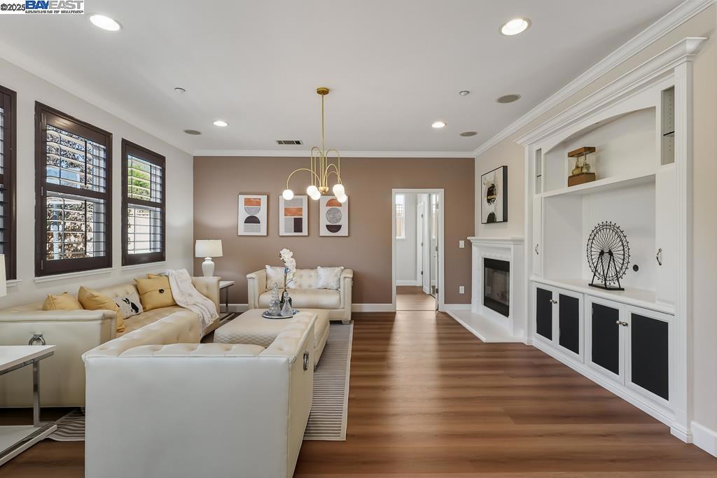 ALAMEDA - Residential