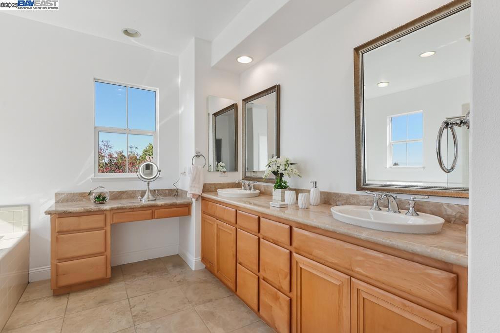 ALAMEDA - Residential
