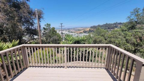 2402 Amick St Oceanside CA 92058