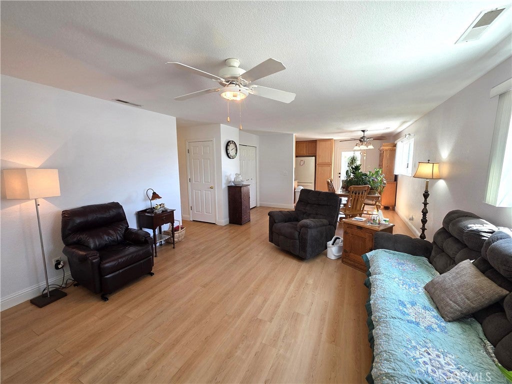 6265 Huggins Dr