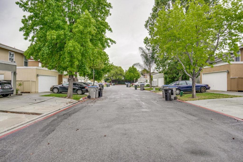 Welcome to this beautiful Townhome like a single-family home. 3 bedrooms 3 baths, downstairs could make a bonus room. New laminate and tile floors throughout the house, granite kitchen, new blinds, wrought iron doors for added security, upstairs laundry and low HOA fees. 2 car garage and 2 other spaces along parking in front for a total of 4, plus guest parking is also available. Located in a desirable location, 10 minutes from downtown and many of the Silicon Valley tech campuses. Easy access to freeways 101, 280, 680. Close to Walmart, Costco, Grand Century Mall, Vietnam Town, Happy Hollow Park, etc. A must see to appreciate!