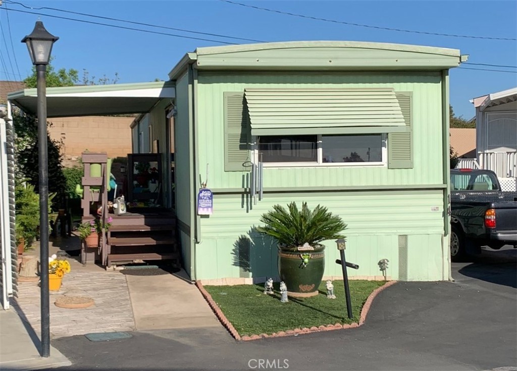 1630 W Covina 14