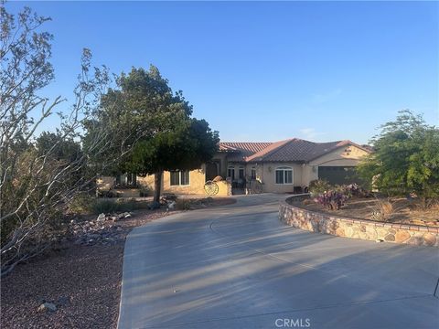 Photo of 18550 Eucalyptus ST, Hesperia, CA 92345 (MLS # IG26113012)