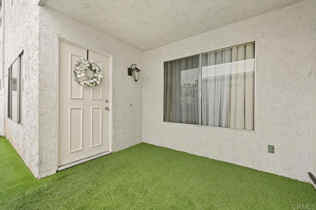 1640 Maple Drive 32