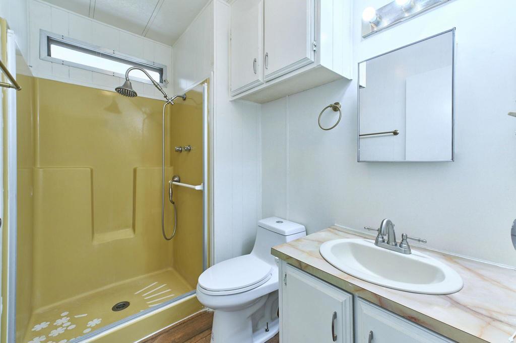 Skys Haven - Manufactured In Park