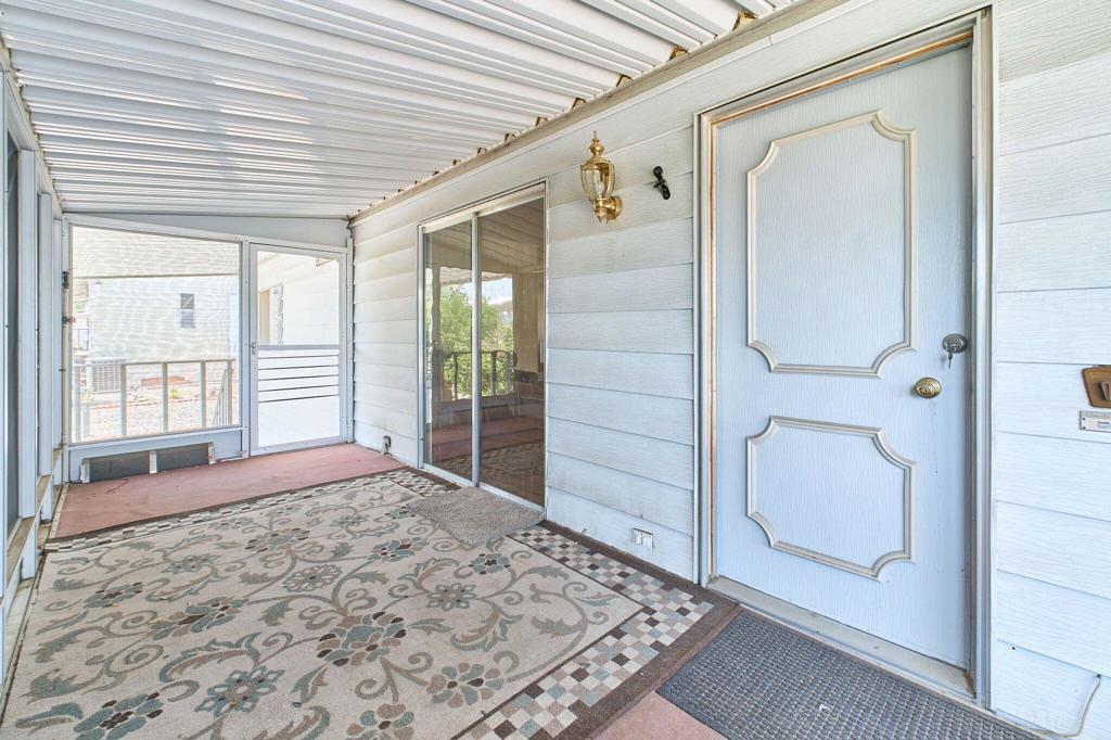 Skys Haven - Manufactured In Park