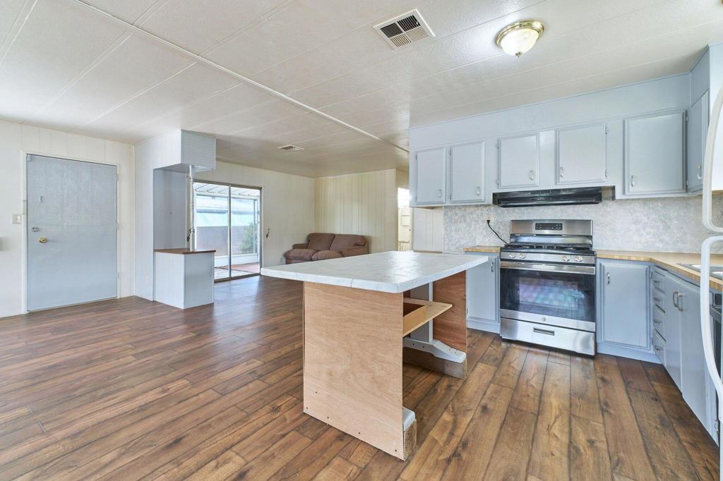 Skys Haven - Manufactured In Park