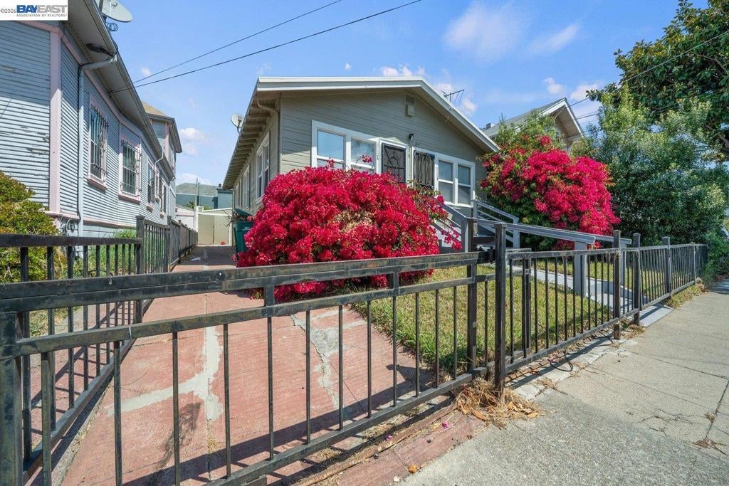 922 Arlington Ave