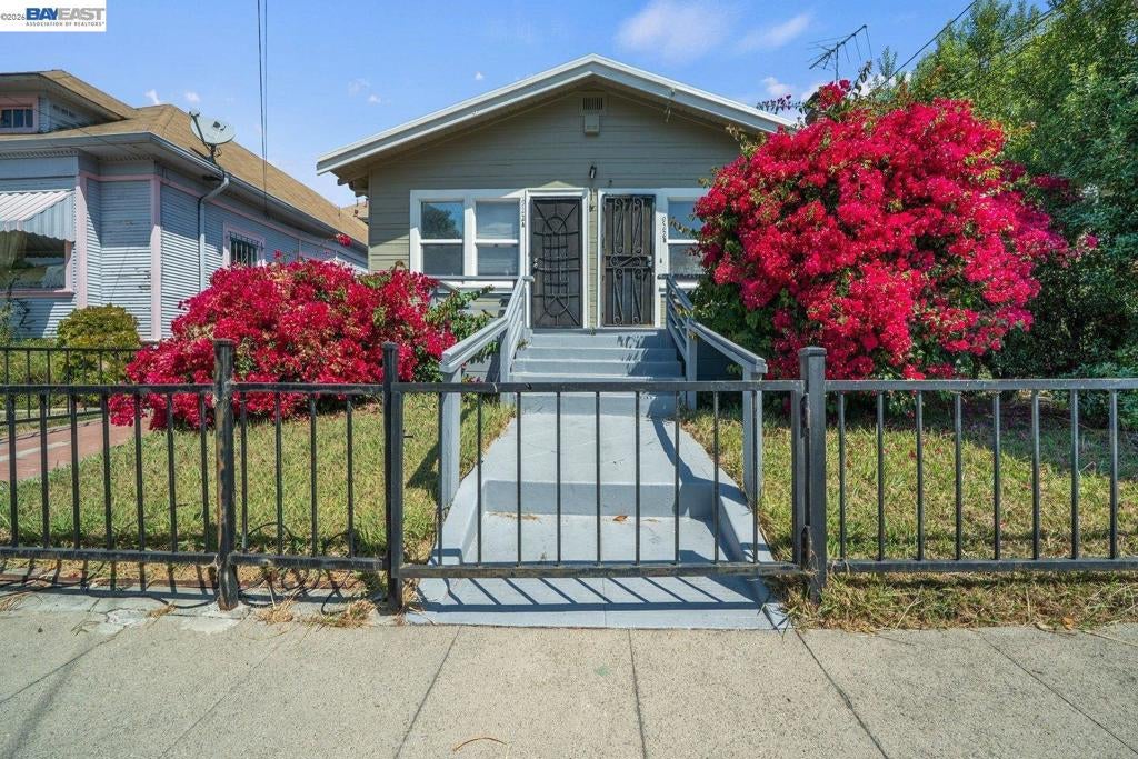 922 Arlington Ave